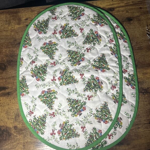 Vintage Christmas Place Mats 13”x19” Oval Green Trim Set Of 4 Reversible Quilted - Picture 7 of 9